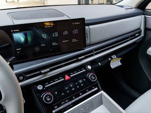 New 2025 Hyundai Santa Fe SEL FWD image 15