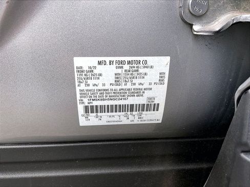 Used 2022 Ford Explorer 4WD image 31