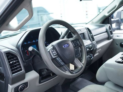 Used 2019 Ford F250 XL AWD/4WD image 14