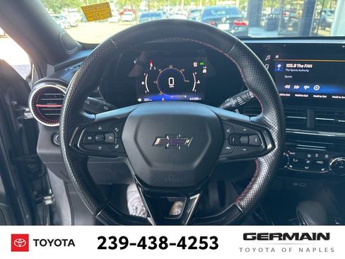 Used 2024 Chevrolet Trax RS w/ Sunroof Package FWD image 20