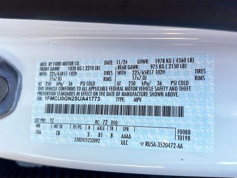 Used 2025 Ford Escape Active image 40