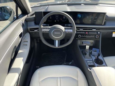 New 2026 Hyundai Sonata SE FWD image 10