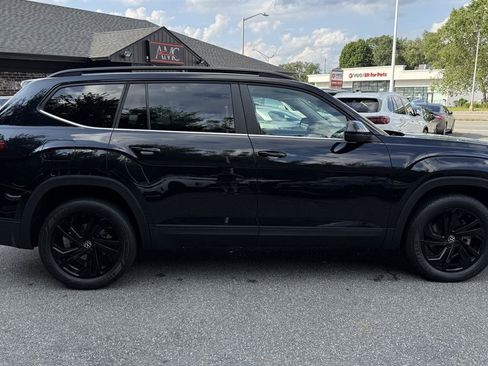 Used 2022 Volkswagen Atlas SE w/ Panoramic Sunroof Package AWD/4WD image 19