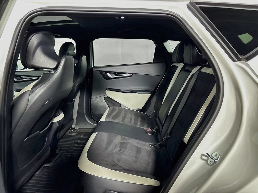 Certified 2024 Kia EV6 GT-Line AWD/4WD image 22