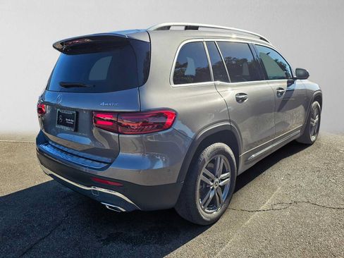 Used 2026 Mercedes-Benz GLB 250 4MATIC image 3