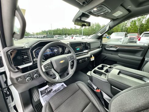 New 2025 Chevrolet Silverado 1500 LT image 10