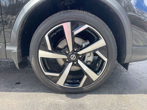 Certified 2022 Nissan Rogue Sport SL image 9