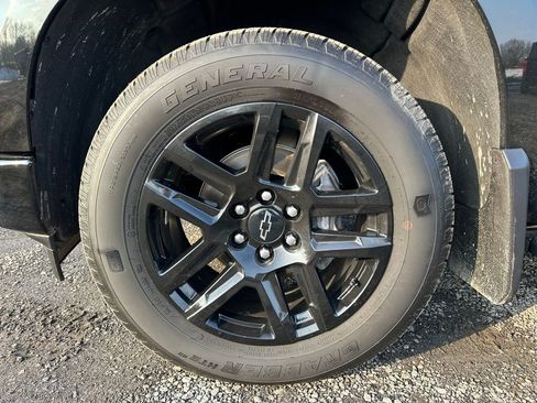 Used 2024 Chevrolet Silverado 1500 RST w/ Protection Package image 13