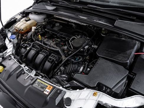 Used 2014 Ford Focus S FWD image 40