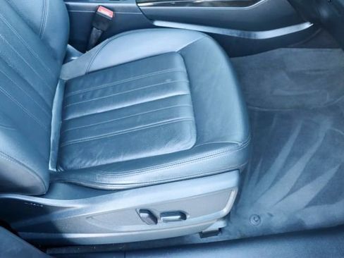 Used 2019 Audi Q5 2.0T Premium w/ Convenience Package image 21