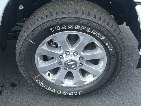 New 2026 RAM 2500 Big Horn AWD/4WD image 9