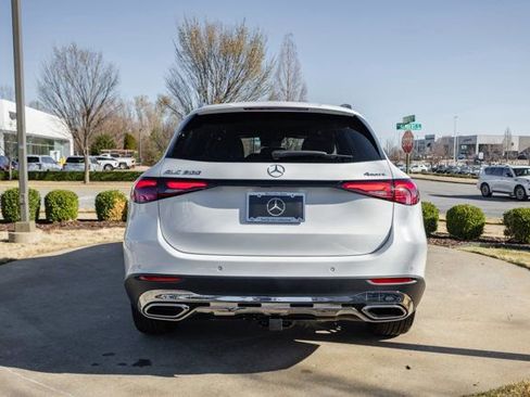 Used 2026 Mercedes-Benz GLC 300 4MATIC image 12