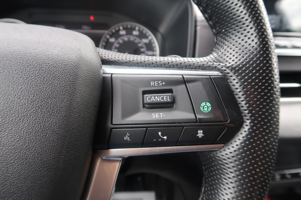 Used 2024 Mitsubishi Outlander AWD image 25