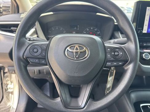Used 2023 Toyota Corolla LE w/ Carpet Mat Package (TMS) FWD image 13