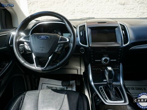 Used 2018 Ford Edge Titanium image 29