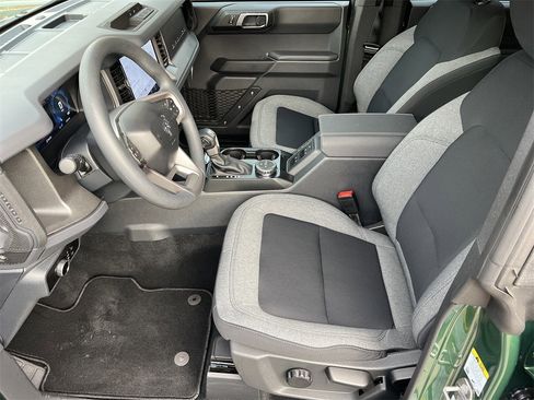New 2025 Ford Bronco 4-Door image 16