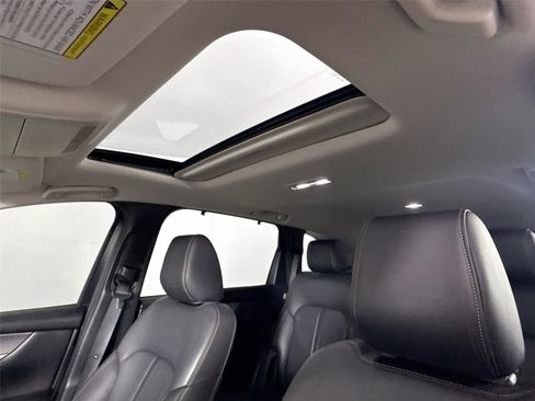 Certified 2024 MAZDA CX-90 3.3 Turbo w/ Preferred Plus image 6