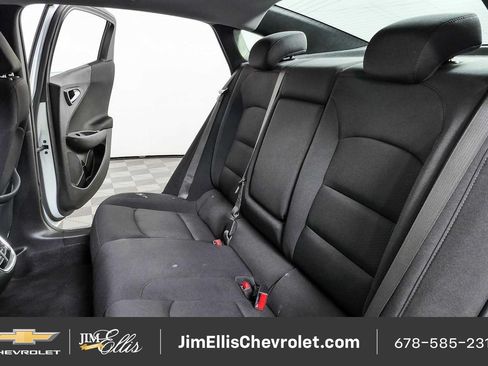 Certified 2024 Chevrolet Malibu LT FWD image 18