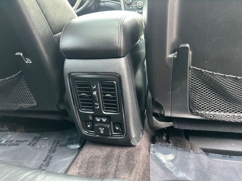 Used 2018 Jeep Grand Cherokee Limited w/ Luxury Group II image 28