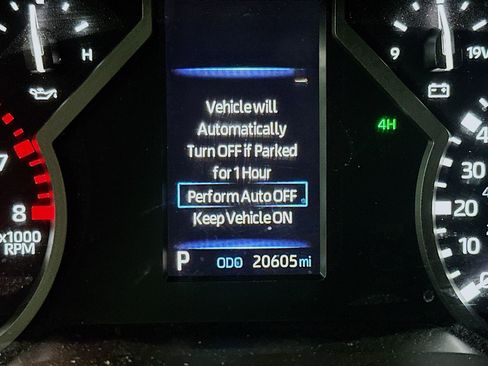 Used 2025 Toyota Tundra SR5 AWD/4WD image 18