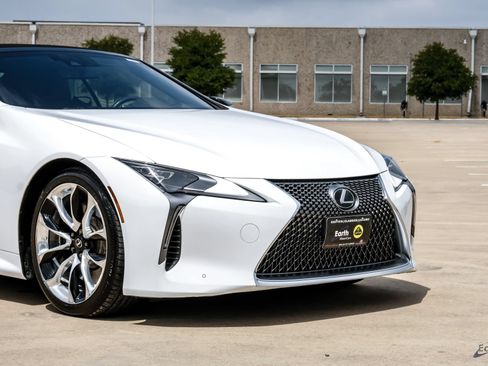 Used 2021 Lexus LC 500 Convertible w/ Touring Package RWD image 28