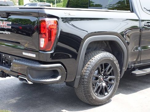 Used 2024 GMC Sierra 1500 Elevation w/ Elevation Premium Package AWD/4WD image 10