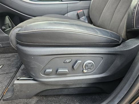 Certified 2025 Hyundai Palisade Calligraphy image 14