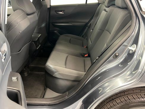 Used 2024 Toyota Venza LE AWD/4WD image 21
