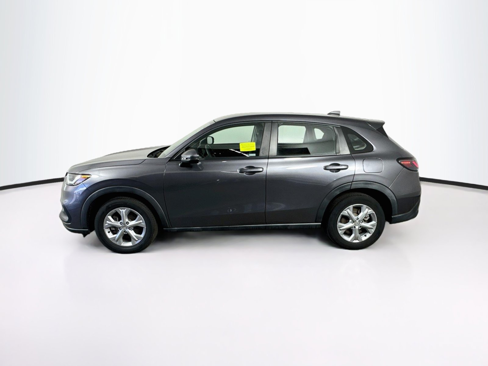 Used 2023 Honda HR-V LX image 4