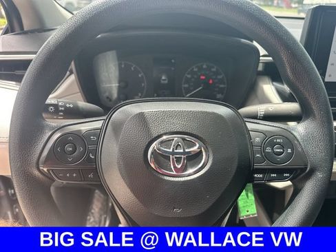 Used 2024 Toyota Corolla Cross L FWD image 21