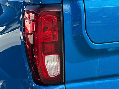 Used 2022 GMC Sierra 1500 Elevation image 44