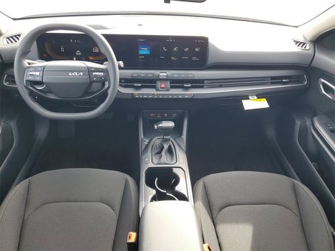 New 2026 Kia K4 LX image 23