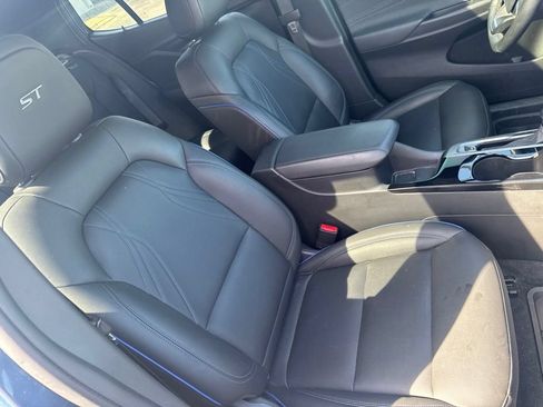 Used 2024 Buick Envista Sport Touring w/ Convenience I Package FWD image 34