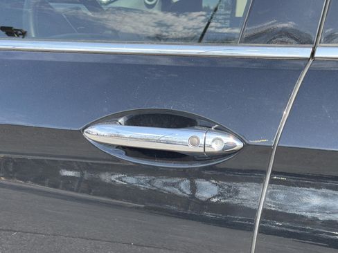 Used 2020 Honda Pilot Touring image 32