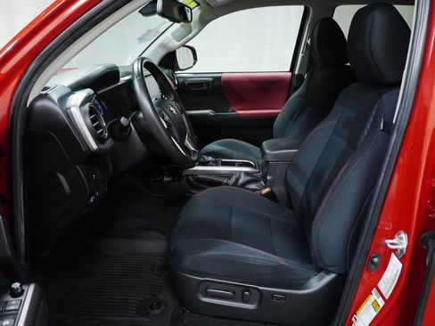 Used 2023 Toyota Tacoma SR5 image 11