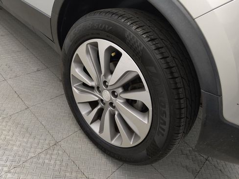 Used 2019 Buick Encore Preferred FWD image 31