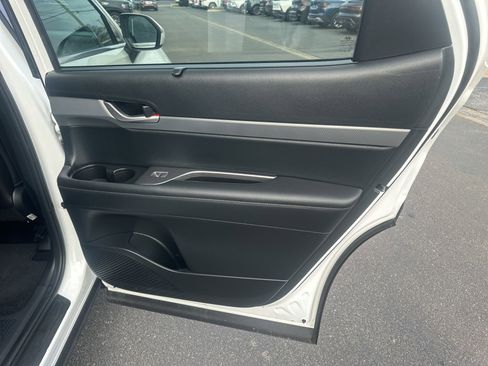 Used 2022 Hyundai Palisade SEL w/ Premium Package image 12