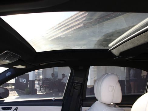 Used 2015 Mercedes-Benz S 550 Sedan image 13