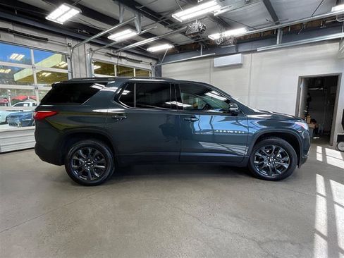 Used 2020 Chevrolet Traverse RS image 6