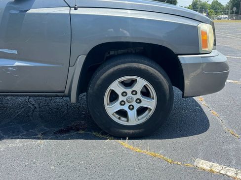 Used 2006 Dodge Dakota SLT RWD image 14