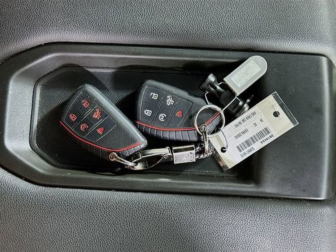 Used 2024 GMC Sierra 2500 Pro w/ 1SA Pro Safety Plus Package image 33