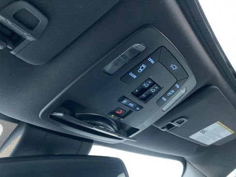 Certified 2022 Toyota Sienna XSE image 29