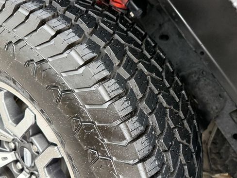 Used 2022 Ford F150 Raptor w/ Equipment Group 801A High AWD/4WD image 7