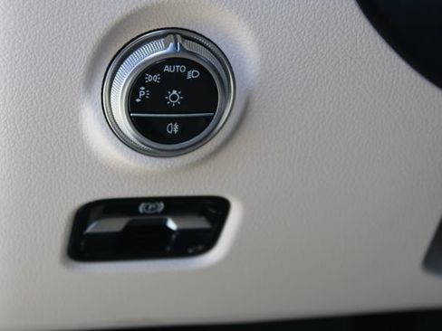 Used 2026 Mercedes-Benz CLE 300 4MATIC Coupe image 16