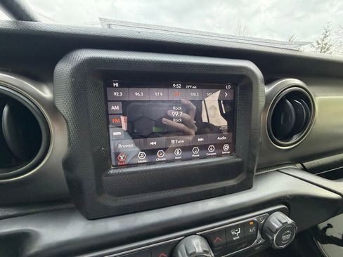 Used 2019 Jeep Wrangler Unlimited Sport S image 10