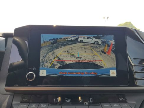 Used 2025 Toyota Camry LE FWD image 23