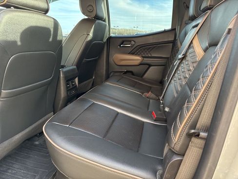 Used 2023 GMC Canyon Denali image 24