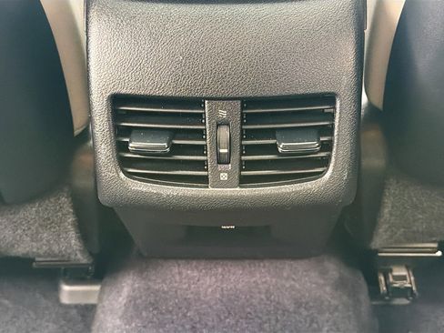 Used 2013 Lexus ES 350 w/ Luxury Pkg image 29