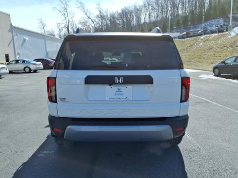 Certified 2026 Honda Passport RTL image 6
