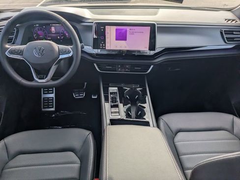New 2026 Volkswagen Atlas Cross Sport SEL R-Line image 17
